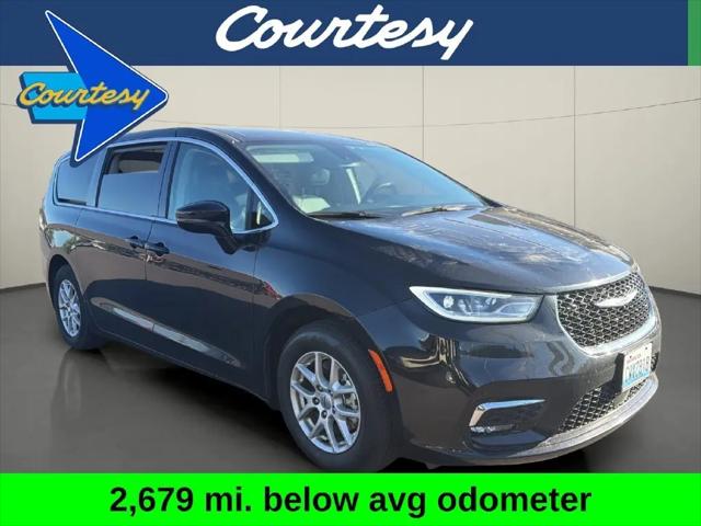 2024 Chrysler Pacifica Touring L for sale in Mesa, AZ