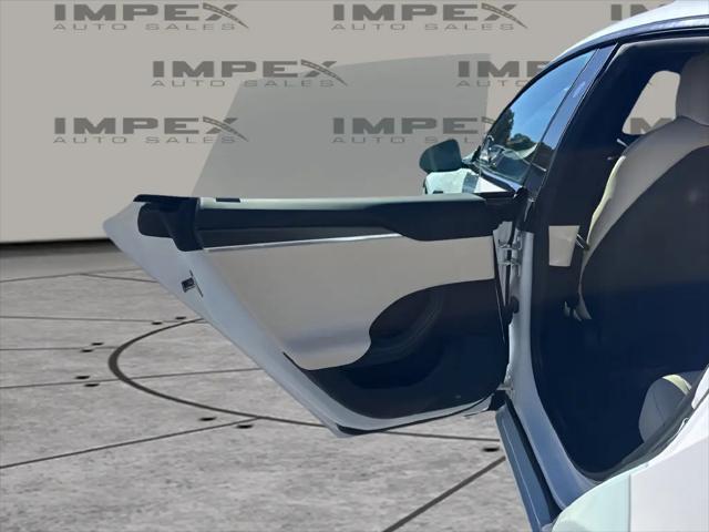 2023 Tesla Model S Plaid Tri Motor All-Wheel Drive