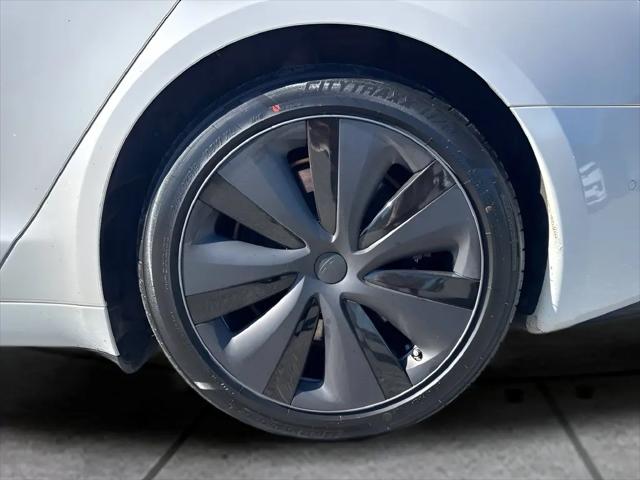 2023 Tesla Model S Plaid Tri Motor All-Wheel Drive