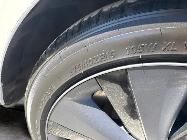 2023 Tesla Model S Plaid Tri Motor All-Wheel Drive