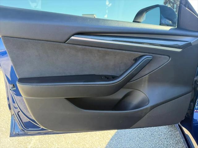 2021 Tesla Model 3 Standard Range Plus Rear-Wheel Drive