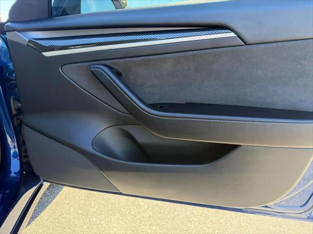 2021 Tesla Model 3 Standard Range Plus Rear-Wheel Drive