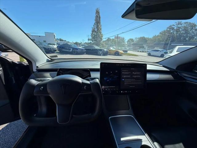 2021 Tesla Model 3 Standard Range Plus Rear-Wheel Drive