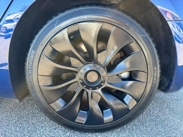 2021 Tesla Model 3 Standard Range Plus Rear-Wheel Drive