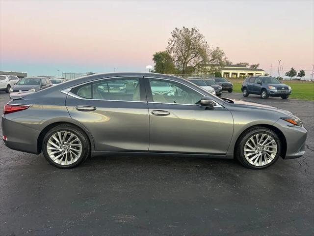 2021 Lexus ES 250 Luxury
