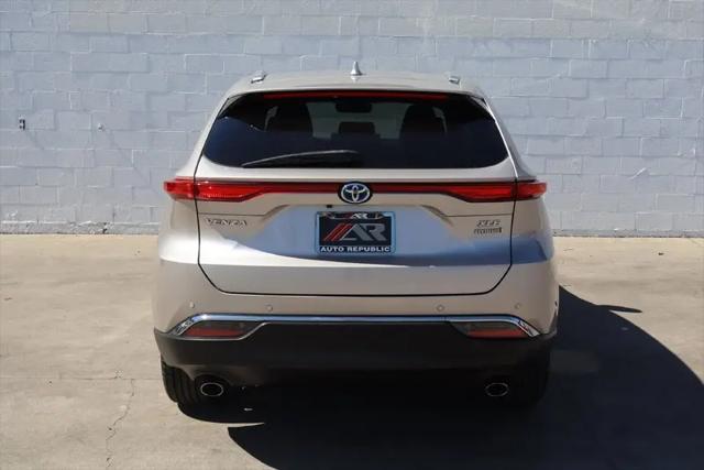 2021 Toyota Venza XLE