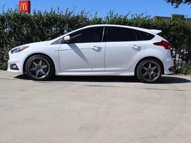 2016 Ford Focus ST