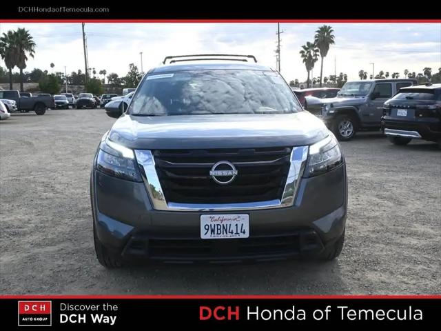 2025 Nissan Pathfinder SV FWD