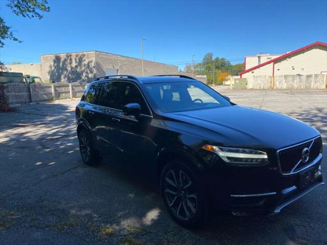 2017 Volvo XC90 T6 Momentum