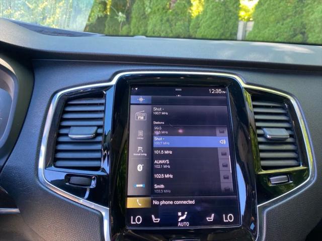 2017 Volvo XC90 T6 Momentum