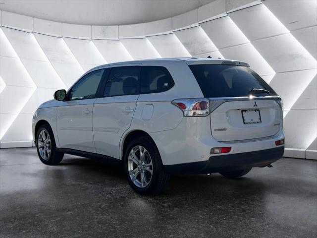 2014 Mitsubishi Outlander SE