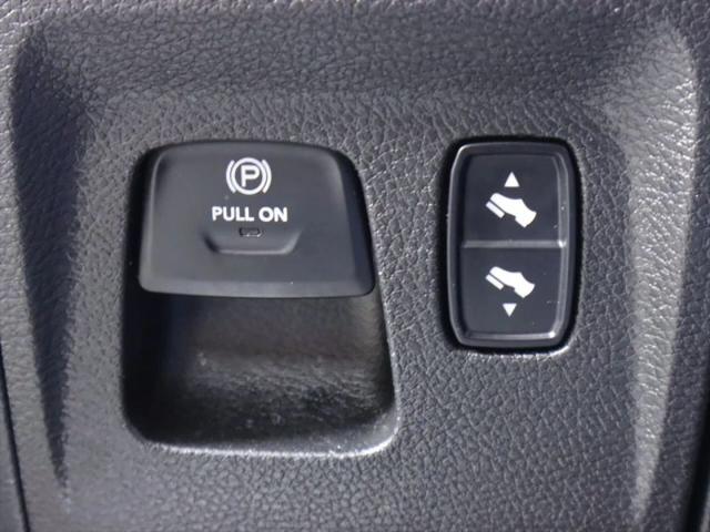 2020 Ram 1500 Limited Crew Cab 4x4 57 Box