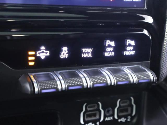 2020 Ram 1500 Limited Crew Cab 4x4 57 Box