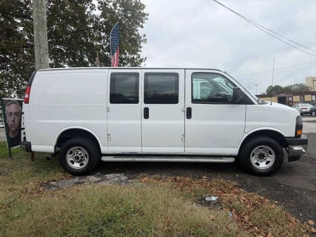 2022 GMC Savana Cargo RWD 2500 Regular Wheelbase Work Van for sale in Langhorne, PA