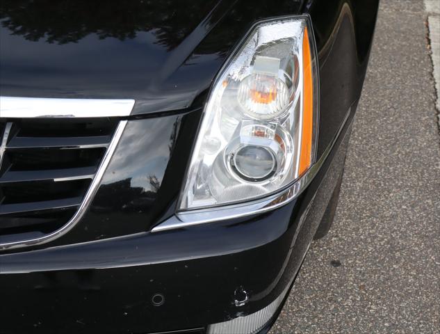 2011 Cadillac DTS Premium Collection