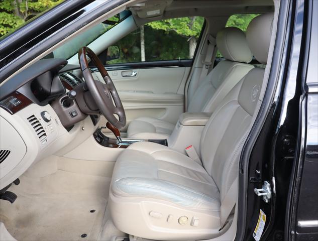 2011 Cadillac DTS Premium Collection