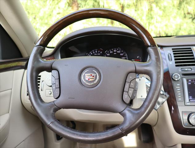 2011 Cadillac DTS Premium Collection