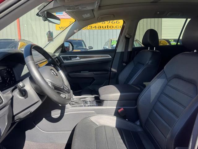 2018 Volkswagen Atlas 3.6L V6 SEL Premium