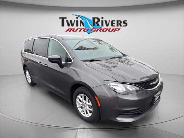 2017 Chrysler Pacifica Touring