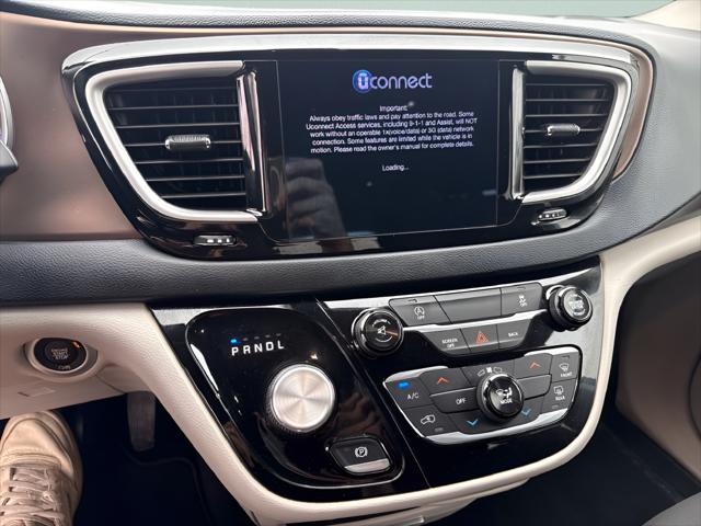 2017 Chrysler Pacifica Touring