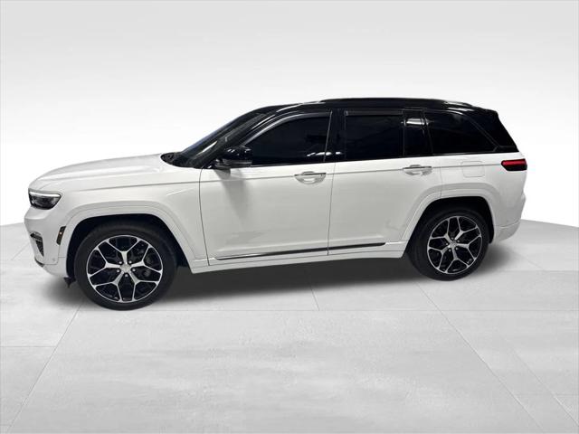 2023 Jeep Grand Cherokee Summit Reserve 4x4 2023 Jeep Grand Cherokee Summit Reserve 4x4