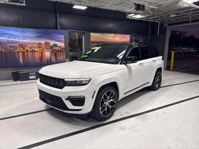 2023 Jeep Grand Cherokee Summit Reserve 4x4