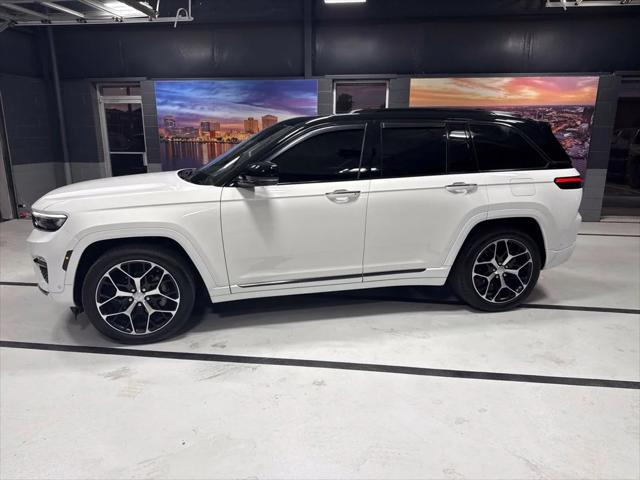 2023 Jeep Grand Cherokee Summit Reserve 4x4