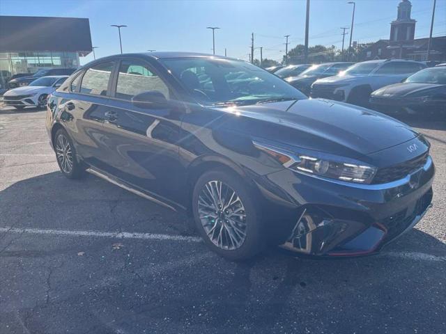 2024 Kia Forte GT-Line 2024 Kia Forte GT-Line