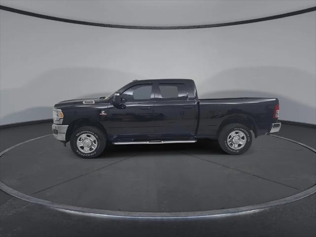 2024 Ram 3500 Tradesman Crew Cab 4x4 64 Box