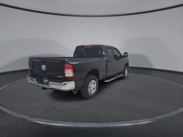 2024 Ram 3500 Tradesman Crew Cab 4x4 64 Box