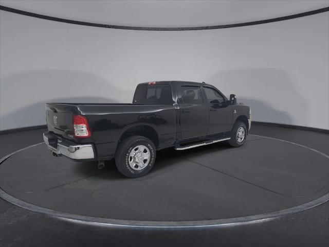 2024 Ram 3500 Tradesman Crew Cab 4x4 64 Box