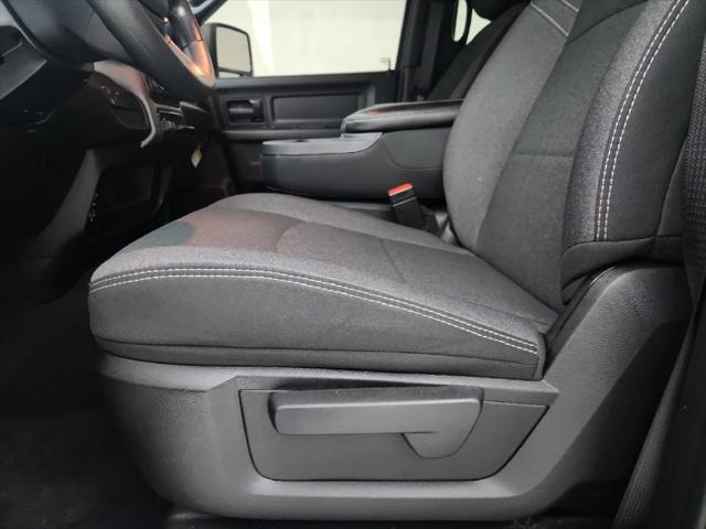 2024 Ram 3500 Tradesman Crew Cab 4x4 64 Box