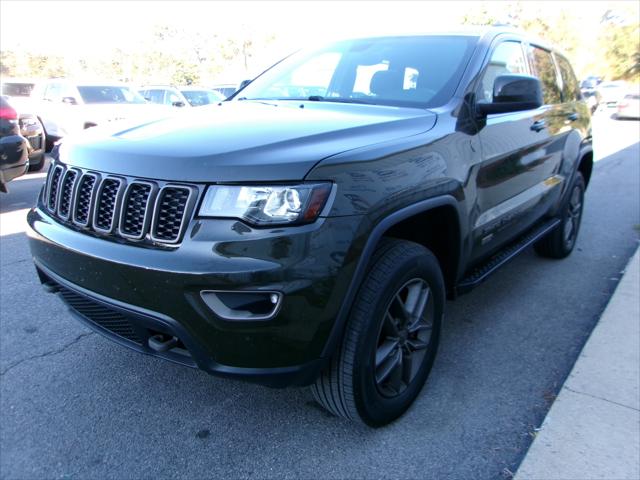 2017 Jeep Grand Cherokee 75th Anniversary Edition 4x4 2017 Jeep Grand Cherokee 75th Anniversary Edition 4x4