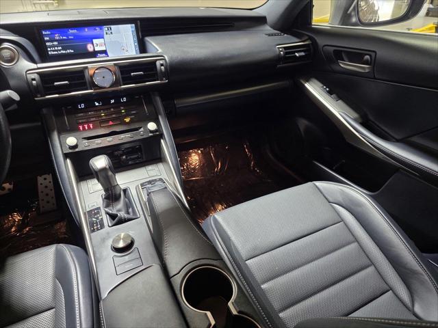 2017 Lexus IS 350 IS 350 F Sport