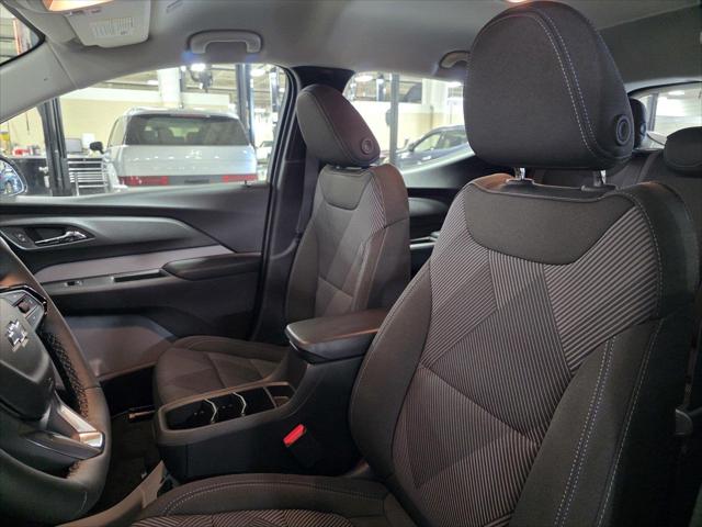 2027 Chevrolet Bolt LT FWD