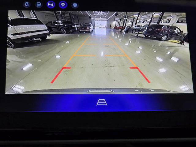 2027 Chevrolet Bolt LT FWD