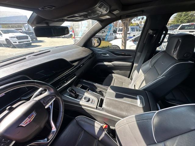 2024 Cadillac Escalade ESV 4WD Sport