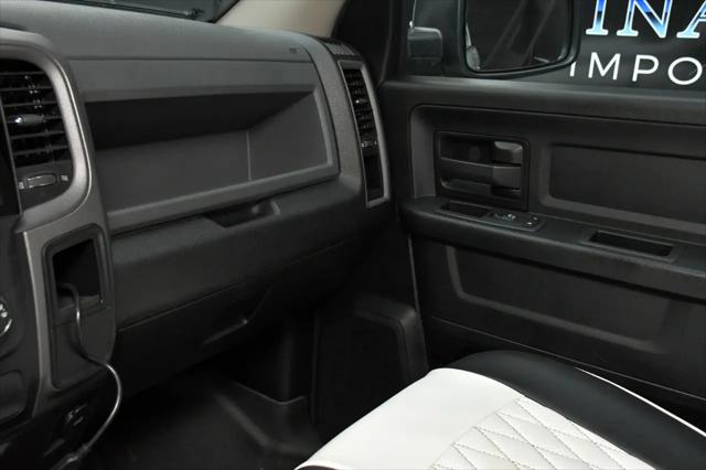 2017 Ram 1500 Express Crew Cab 4x4 57 Box