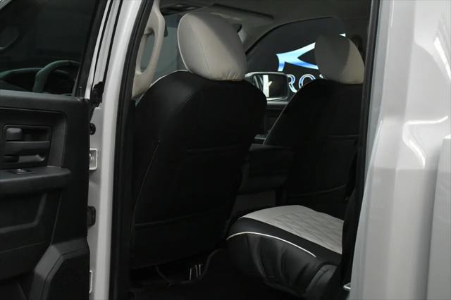 2017 Ram 1500 Express Crew Cab 4x4 57 Box