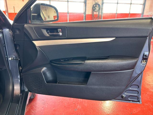 2012 Subaru Outback 2.5i Premium