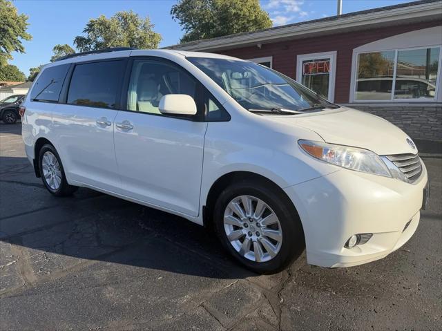 2015 Toyota Sienna XLE 7 Passenger for sale in Grand Rapids, MI