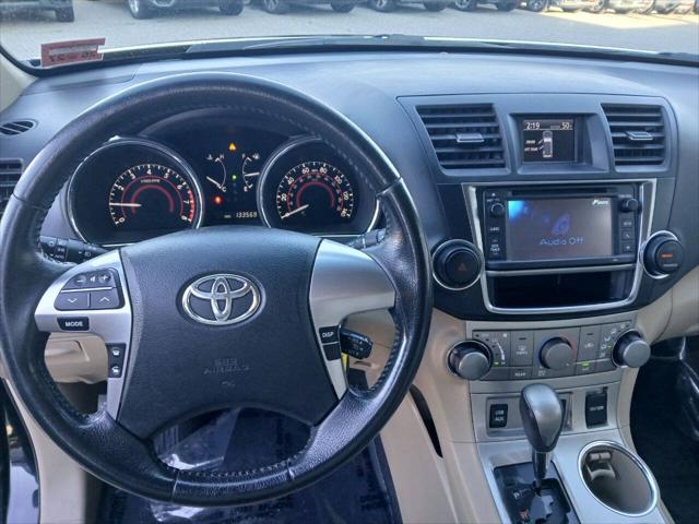 2013 Toyota Highlander SE V6