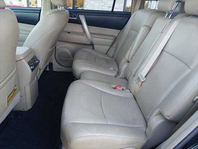 2013 Toyota Highlander SE V6