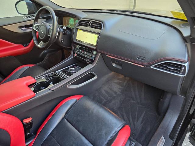 2017 Jaguar F-PACE S