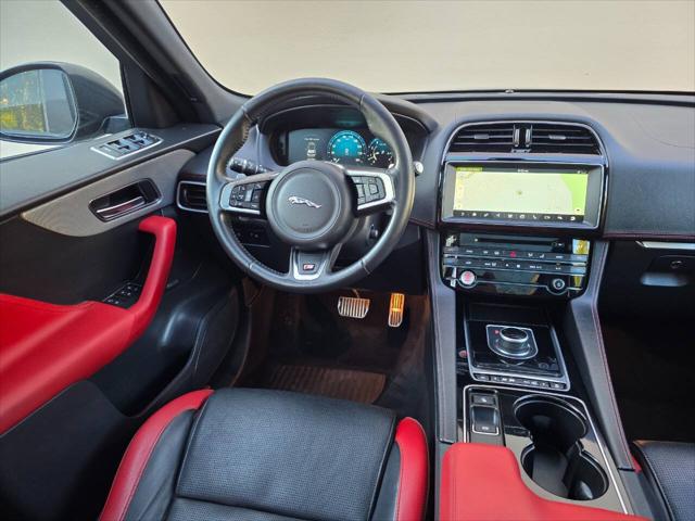 2017 Jaguar F-PACE S