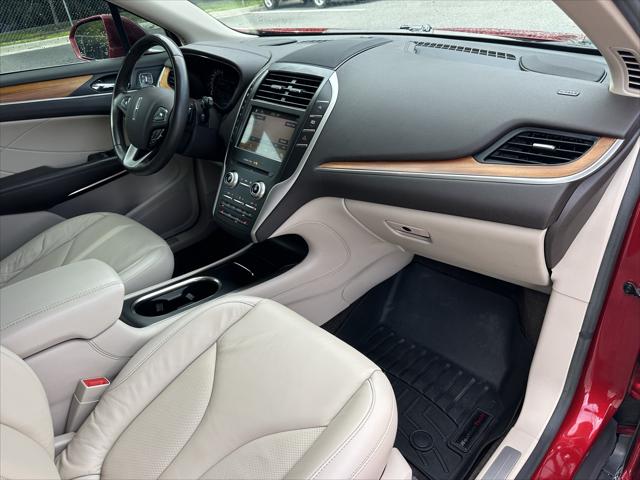 2017 Lincoln MKC Select