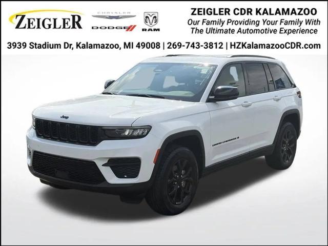 2025 Jeep Grand Cherokee Altitude 4x4 for sale in Kalamazoo, MI