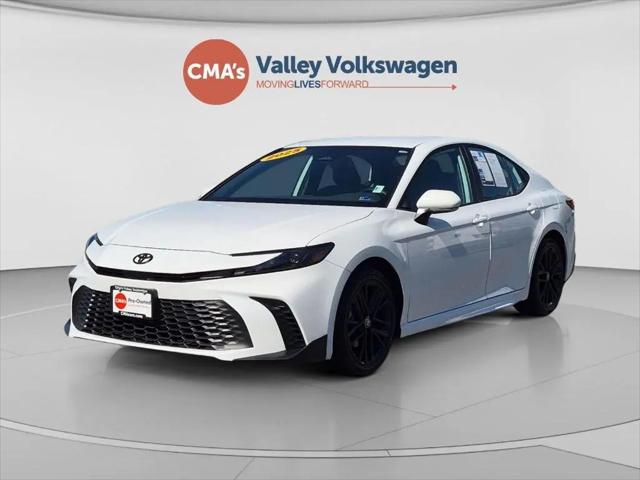 2025 Toyota Camry SE for sale in Staunton, VA