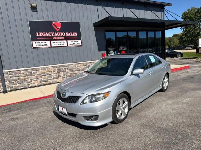 2011 Toyota Camry SE for sale in Jefferson, WI