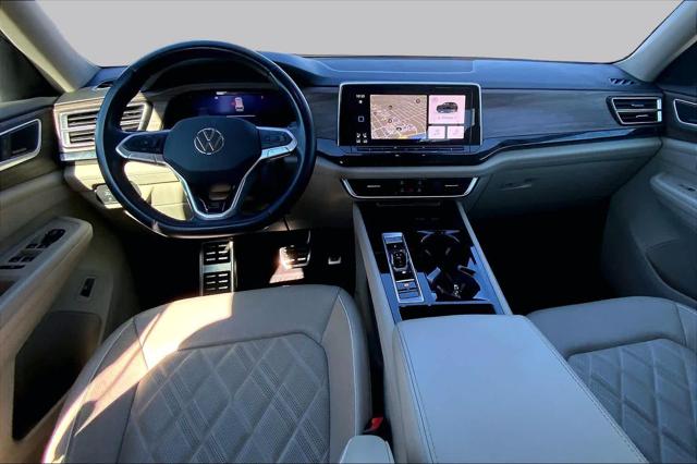 Used 2025 Volkswagen Atlas 2.0T SEL Premium R-Line For Sale in Lubbock, TX